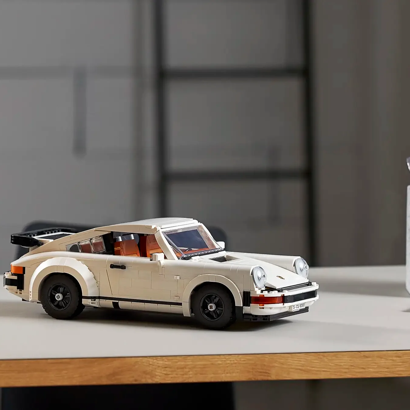 Porsche 911 - Image 2