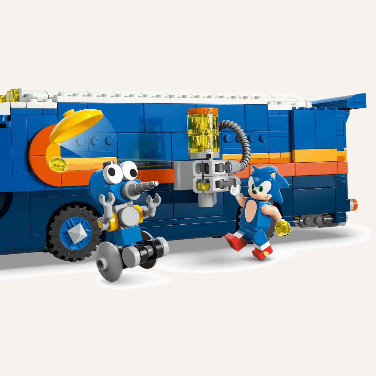Sonic komandas busiņš – komandcentrs - Image 5